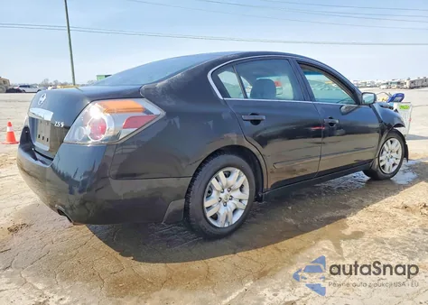 2010 Nissan Altima 2.5 z USA, uszkodzony, nr VIN 1N4AL2AP5AC111121